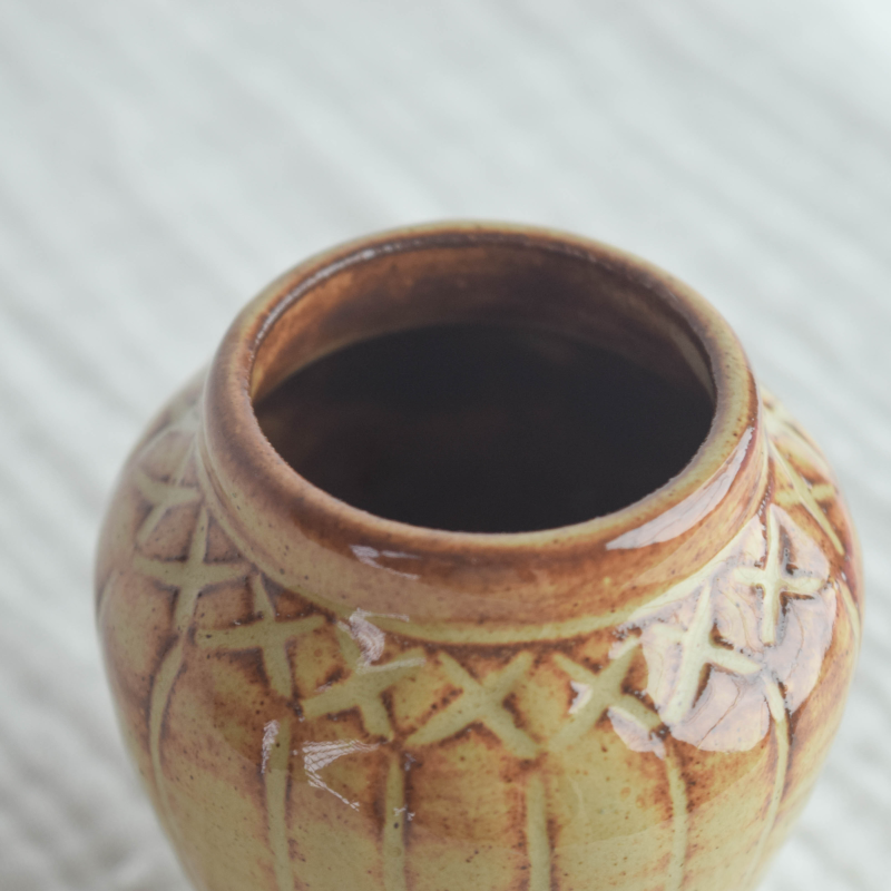 TINY TANNED LOLA - Image 5