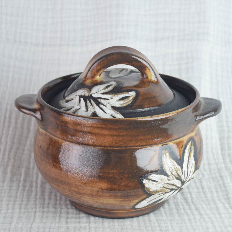 THE LILY HOT - POT: ALTAR OF NIGHT BLOOM - Image 1