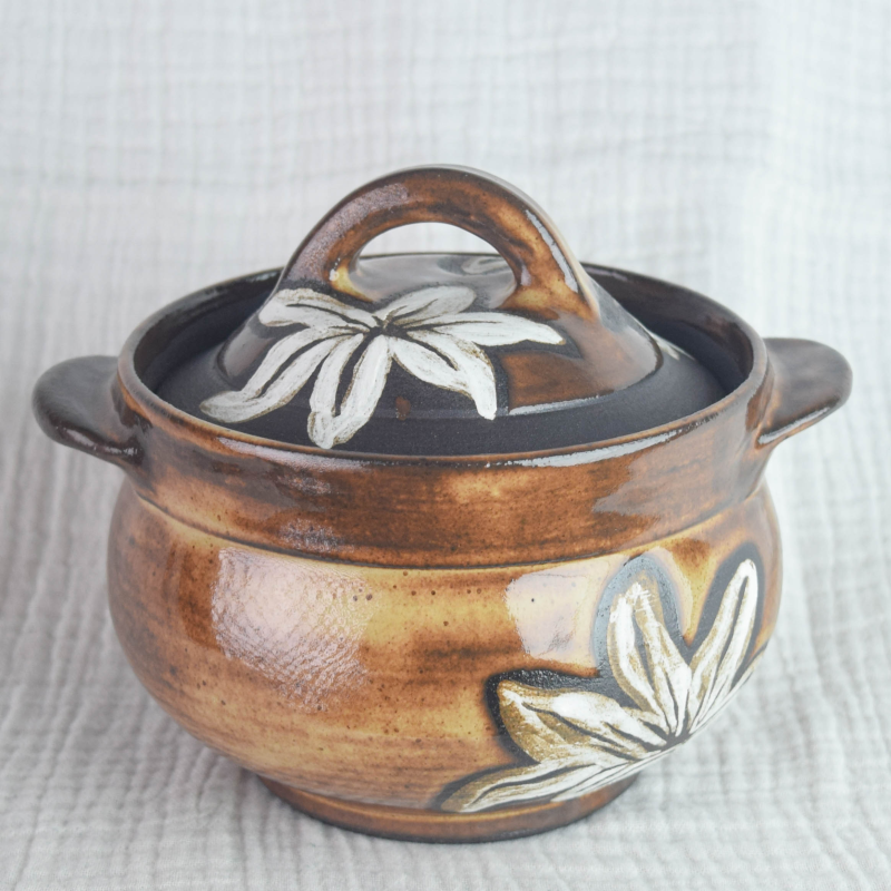 THE LILY HOT - POT: ALTAR OF NIGHT BLOOM