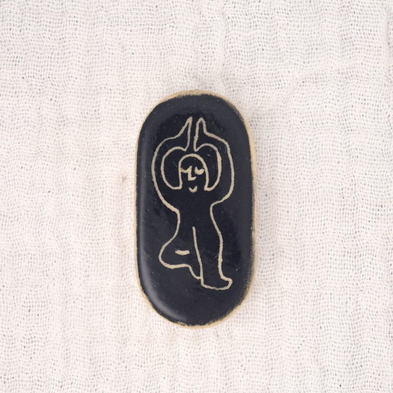 SIDE BY SIDE - Image 3