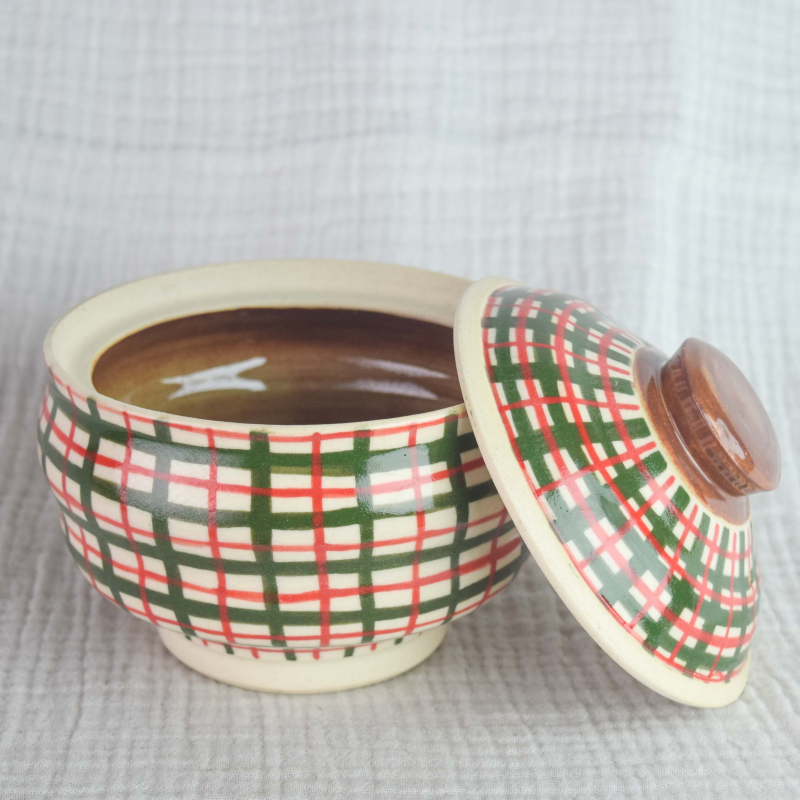 HOLLY AND HEARTH HOT - POT - Image 2